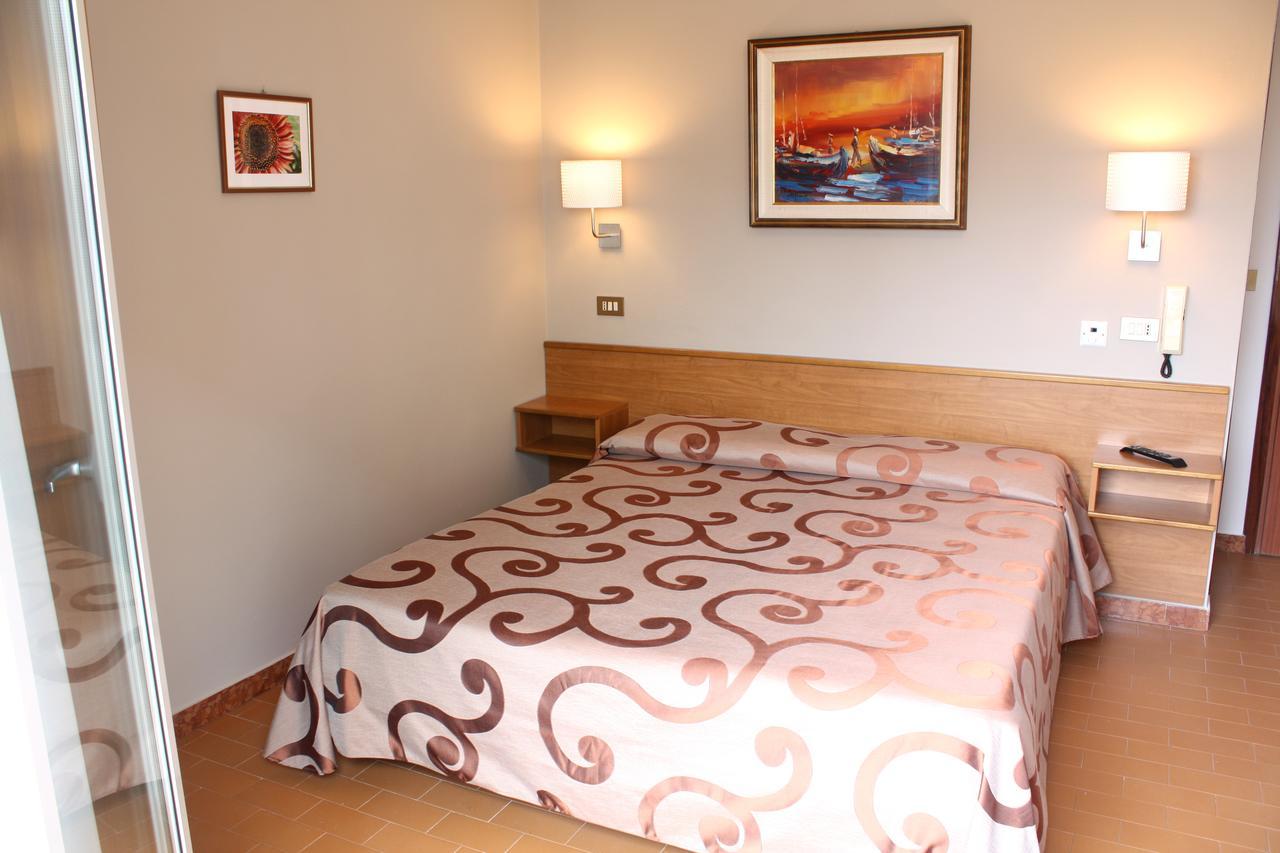 Hotel Helga 카오를레 외부 사진