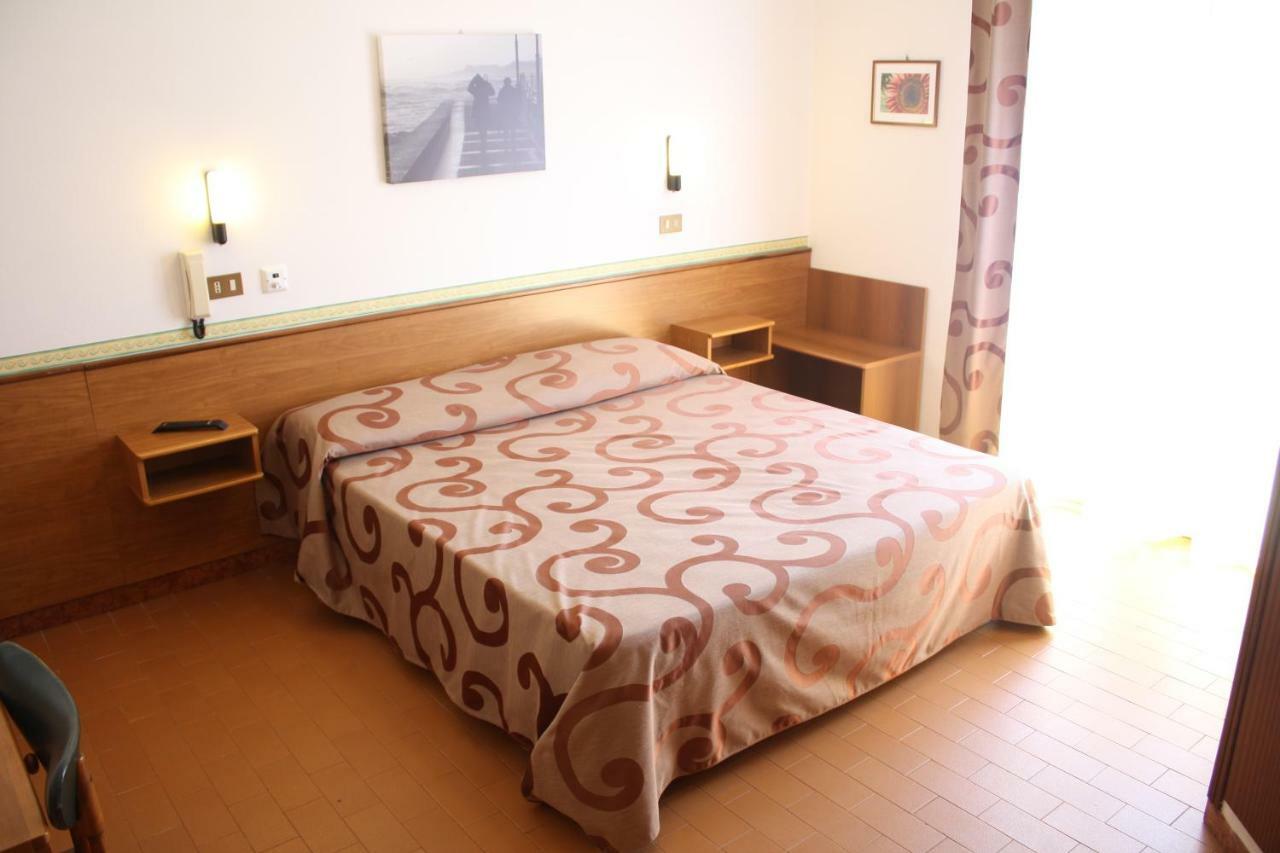 Hotel Helga 카오를레 외부 사진