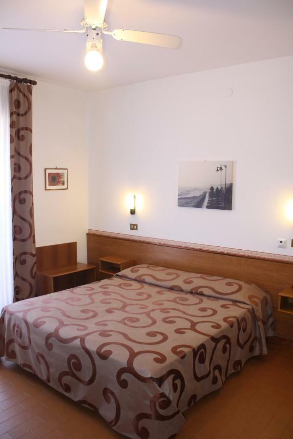 Hotel Helga 카오를레 외부 사진